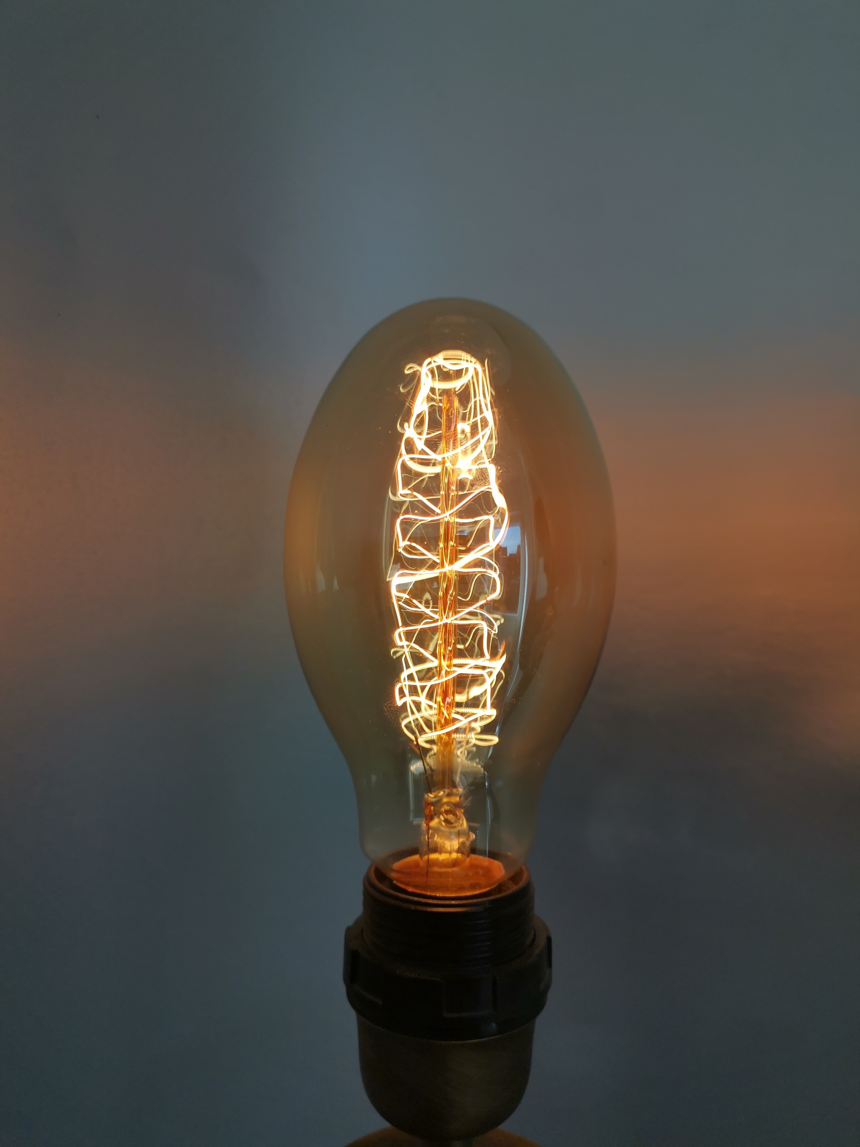Edison vintage kooldraadlamp  KEGEL E27 40W dimbaar