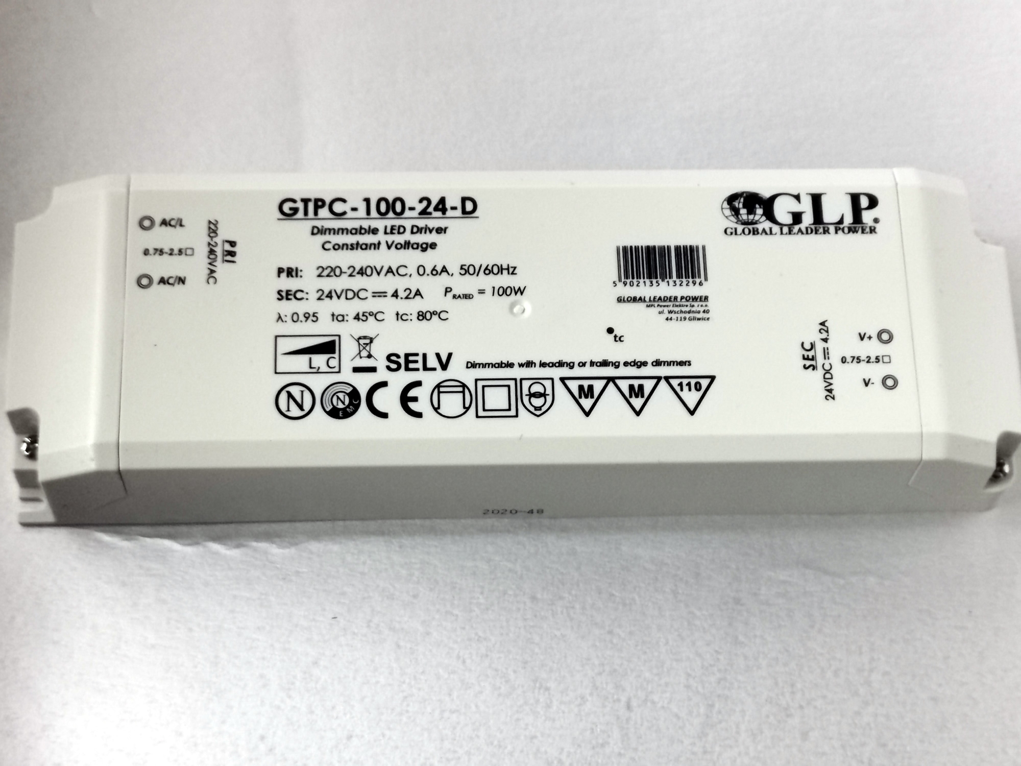 GLP TRIAC dimbaar led driver  100W 12V 2.7 - 8,3A IP44
